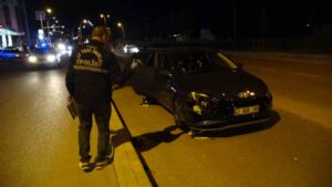 MALATYA'DA İKİ ARACIN ÇARPTIĞI YAYA HAYATINI KAYBETTİ