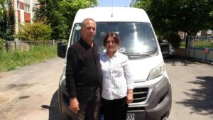 esine-yardim-icin-direksiyon-basina-gecti-ogr-19917220_amp