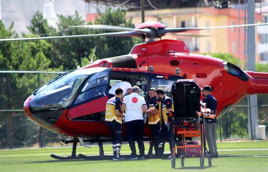 malatya-da-ambulans-helikopter-75-yasindaki-h-19905626_amp