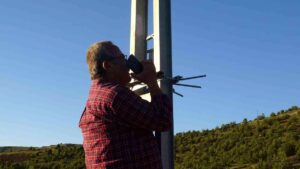 telefon-cekmeyen-mezrada-vatandaslar-elektrik-19952628_amp